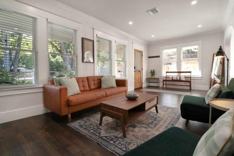 Villa ou maison à vendre à Tampa, Floride: 3 chambres, 130.9 m2 № 2224347 - photo 4
