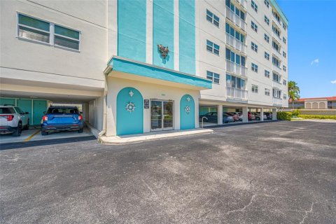 Copropriété à louer à Largo, Floride: 2 chambres, 102.19 m2 № 1774701 - photo 9