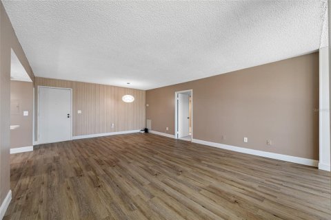 Copropriété à louer à Largo, Floride: 2 chambres, 102.19 m2 № 1774701 - photo 16