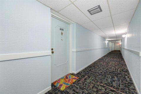 Copropriété à louer à Largo, Floride: 2 chambres, 102.19 m2 № 1774701 - photo 11