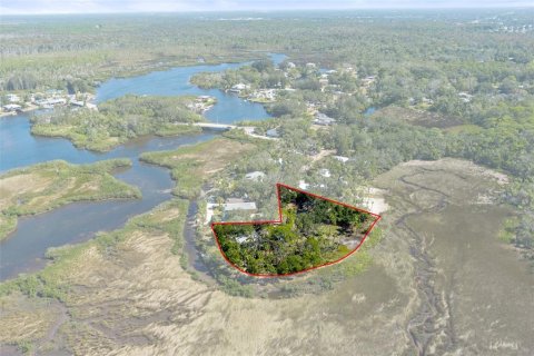 House in Hudson, Florida 2 bedrooms, 89.19 sq.m. № 1408468 - photo 17