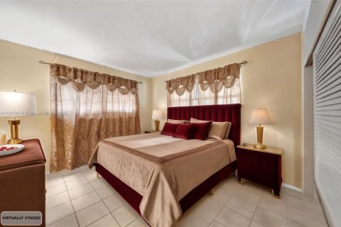 Casa en venta en Hallandale Beach, Florida, 3 dormitorios, 136.01 m2 № 1966938 - foto 9