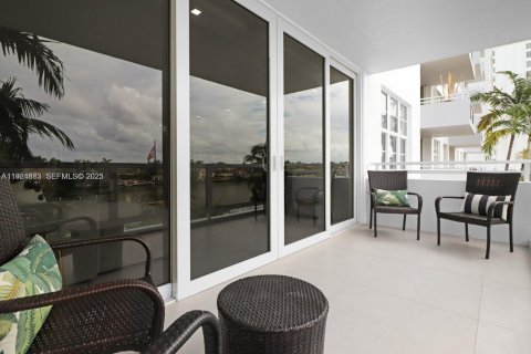 Купить кондоминиум в Майами-Бич, Флорида 1 спальня, 83.61м2, № 1984717 - фото 4