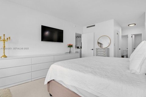 Купить кондоминиум в Майами-Бич, Флорида 1 спальня, 83.61м2, № 1984717 - фото 26