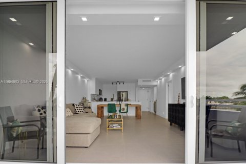 Купить кондоминиум в Майами-Бич, Флорида 1 спальня, 83.61м2, № 1984717 - фото 6