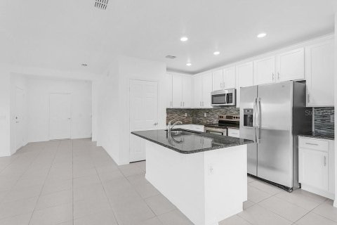 Adosado en alquiler en Kissimmee, Florida, 4 dormitorios, 179.39 m2 № 2273151 - foto 7
