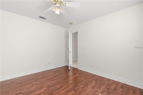 Casa en venta en Orlando, Florida, 4 dormitorios, 215.44 m2 № 1852859 - foto 28