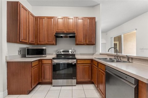Casa en venta en Orlando, Florida, 4 dormitorios, 215.44 m2 № 1852859 - foto 9