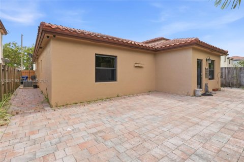 Villa ou maison à vendre à Miami, Floride: 3 chambres, 177.07 m2 № 2185179 - photo 26