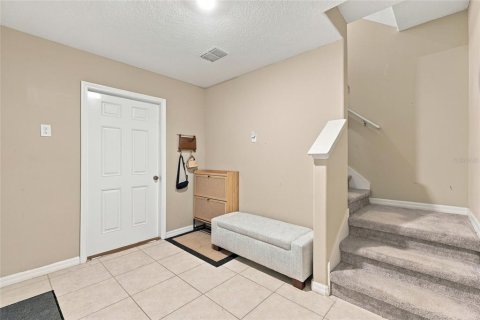 Touwnhouse à louer à Tampa, Floride: 3 chambres, 188.59 m2 № 2427462 - photo 6
