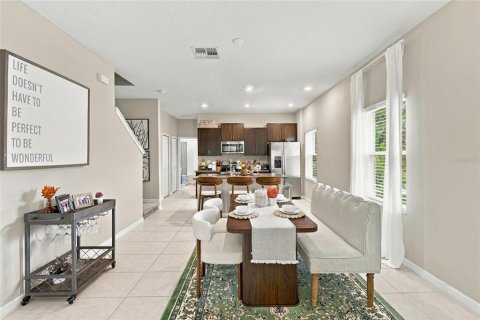 Touwnhouse à louer à Tampa, Floride: 3 chambres, 188.59 m2 № 2427462 - photo 13