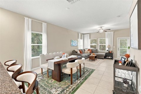 Touwnhouse à louer à Tampa, Floride: 3 chambres, 188.59 m2 № 2427462 - photo 15