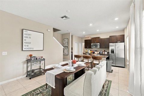 Touwnhouse à louer à Tampa, Floride: 3 chambres, 188.59 m2 № 2427462 - photo 14