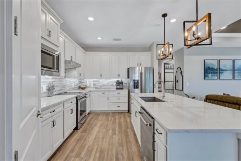 Villa ou maison à vendre à Bradenton, Floride: 3 chambres, 190.82 m2 № 2230726 - photo 12