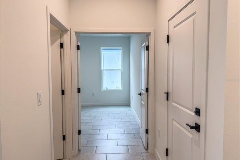 House in Ocala, Florida 3 bedrooms, 161.84 sq.m. № 2280120 - photo 8