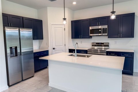 House in Ocala, Florida 3 bedrooms, 161.84 sq.m. № 2280120 - photo 11