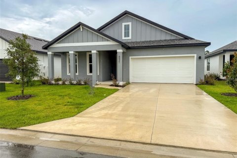 House in Ocala, Florida 3 bedrooms, 161.84 sq.m. № 2280120 - photo 2