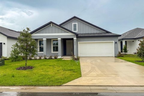 House in Ocala, Florida 3 bedrooms, 161.84 sq.m. № 2280120