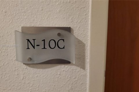 Condominio en venta en Hollywood, Florida, 1 dormitorio, 81.2 m2 № 1985744 - foto 5