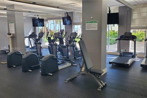 Condominio en venta en Hollywood, Florida, 1 dormitorio, 81.2 m2 № 1985744 - foto 14