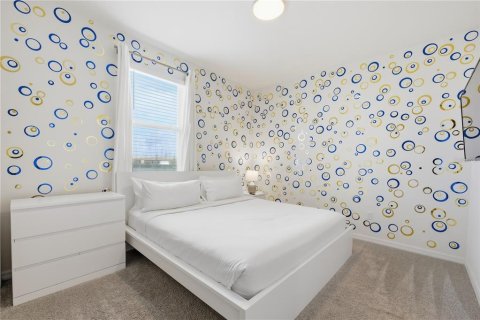 Casa en venta en Kissimmee, Florida, 9 dormitorios, 405.33 m2 № 2386106 - foto 21