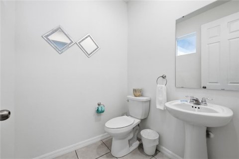 Casa en venta en Kissimmee, Florida, 9 dormitorios, 405.33 m2 № 2386106 - foto 20