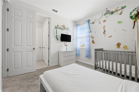 Casa en venta en Kissimmee, Florida, 9 dormitorios, 405.33 m2 № 2386106 - foto 25