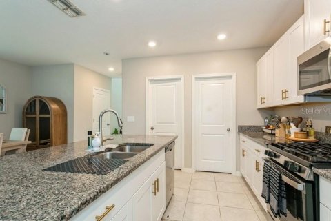 Casa en venta en Apollo Beach, Florida, 5 dormitorios, 224.36 m2 № 1808057 - foto 7