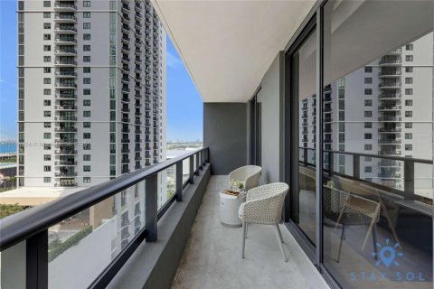 Condominio en venta en Miami, Florida, 1 dormitorio, 55.18 m2 № 1706600 - foto 16