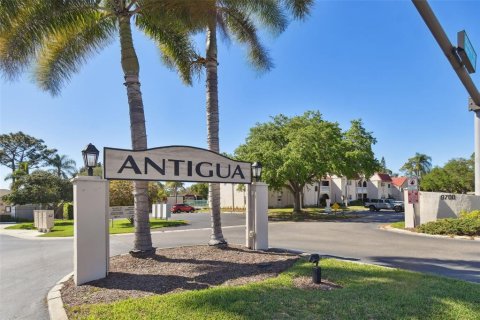 Condo in Seminole, Florida, 1 bedroom  № 1865943 - photo 21