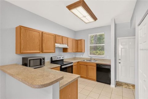 Touwnhouse à louer à Gainesville, Floride: 2 chambres, 109.25 m2 № 2422799 - photo 10