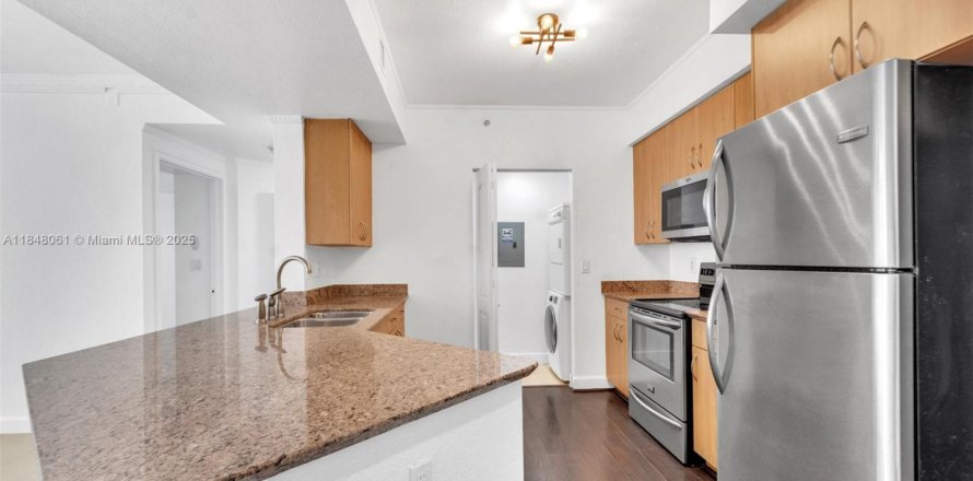Condo à Hollywood, Floride, 2 chambres  № 1852055