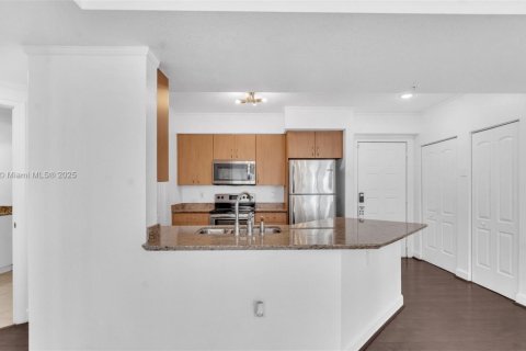 Copropriété à vendre à Hollywood, Floride: 2 chambres, 108.14 m2 № 1852055 - photo 12