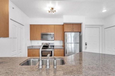 Copropriété à vendre à Hollywood, Floride: 2 chambres, 108.14 m2 № 1852055 - photo 13