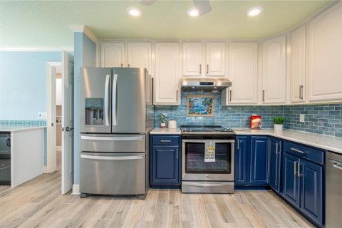 Casa en venta en Winter Haven, Florida, 3 dormitorios, 191.94 m2 № 2386015 - foto 10