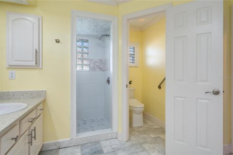 Casa en venta en Winter Haven, Florida, 3 dormitorios, 191.94 m2 № 2386015 - foto 27