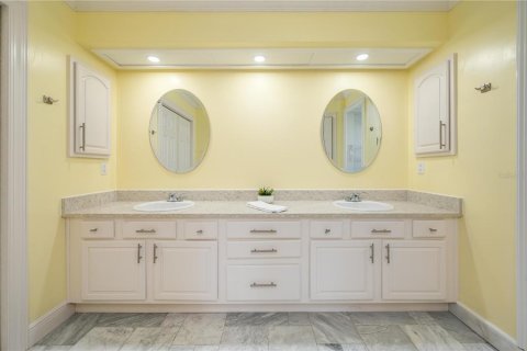 Casa en venta en Winter Haven, Florida, 3 dormitorios, 191.94 m2 № 2386015 - foto 26