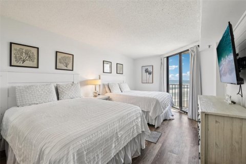 Condo in New Smyrna Beach, Florida, 1 bedroom  № 1910148 - photo 13