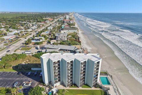 Condo in New Smyrna Beach, Florida, 1 bedroom  № 1910148 - photo 19