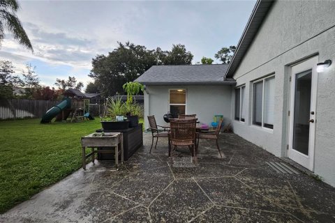 House in Casselberry, Florida 4 bedrooms, 188.96 sq.m. № 1916589 - photo 24