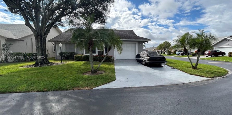 Villa ou maison à West Palm Beach, Floride 2 chambres, 148.55 m2 № 2039727