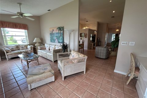 Casa en venta en West Palm Beach, Florida, 2 dormitorios, 148.55 m2 № 2039727 - foto 7