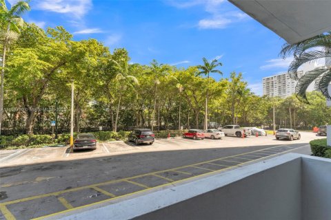 Copropriété à vendre à Aventura, Floride: 2 chambres, 98.29 m2 № 1889208 - photo 28
