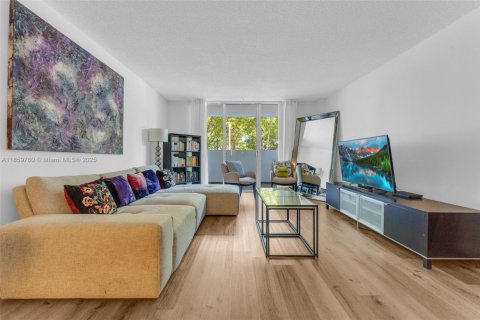 Copropriété à vendre à Aventura, Floride: 2 chambres, 98.29 m2 № 1889208 - photo 4