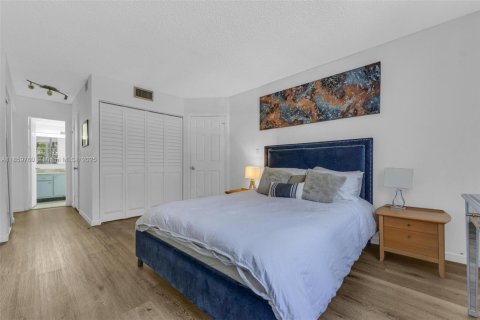 Copropriété à vendre à Aventura, Floride: 2 chambres, 98.29 m2 № 1889208 - photo 16