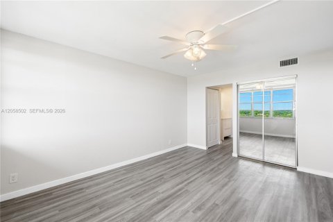 Copropriété à louer à North Miami Beach, Floride: 1 chambre, 72.46 m2 № 2168777 - photo 20