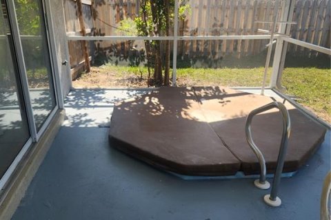 House in Venice, Florida 2 bedrooms, 93.18 sq.m. № 1529218 - photo 18