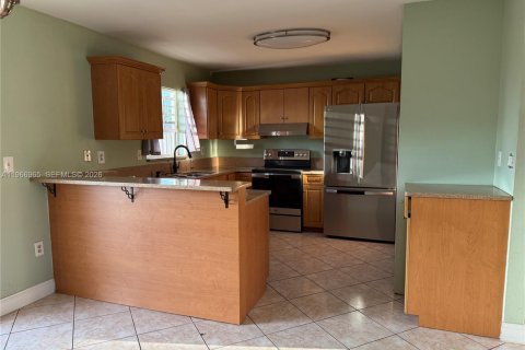 House in Homestead, Florida 3 bedrooms, 150.87 sq.m. № 2030717 - photo 3