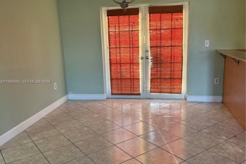 House in Homestead, Florida 3 bedrooms, 150.87 sq.m. № 2030717 - photo 5