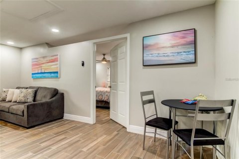 Villa ou maison à louer à Lutz, Floride: 1 chambre, 67.35 m2 № 2411591 - photo 11